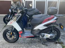 APRILLIA SR MOTARD 125