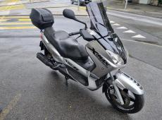 Yamaha YP250R ID 436369