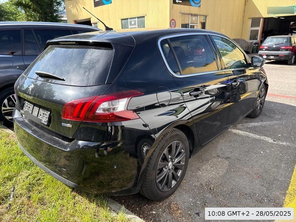 PEUGEOT 308 1.2 THP Allure, 131 PS
