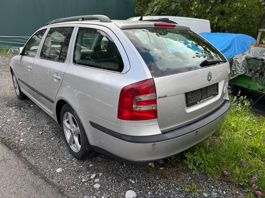SKODA Octavia 2.0 TDI Elegance, 140 PS