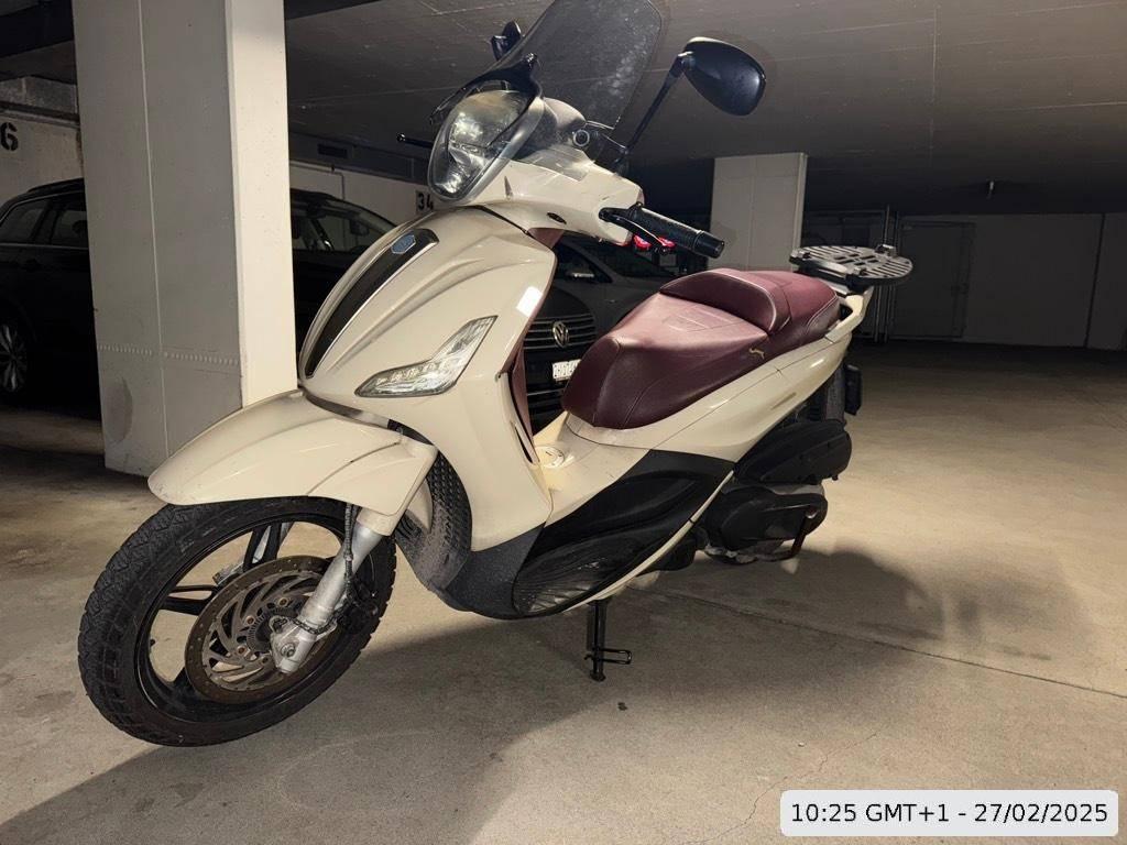 PIAGGIO Beverly 350 i.e. ABS, 33 PS