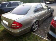 MERCEDES-BENZ E 500 Elégance ID 438271