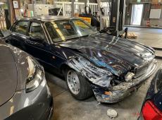 JAGUAR XJ 3.2 Executive, 211 PS