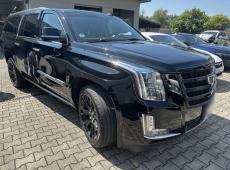 Cadillac Escalade 6.2 V8 Premium 6.2, 426 PS