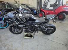 Suzuki GSR 750 ID 440911