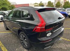 VOLVO XC60 B5 Benzin Mild Hybrid AWD Plus Dark Geartronic, 250 PS