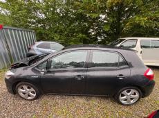 TOYOTA Auris 1.8 VVT-i HSD Sol P, 99 PS
