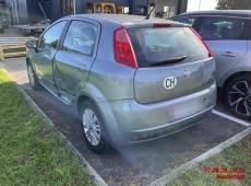 FIAT Punto 1.4 16V Dynamic, 95 PS