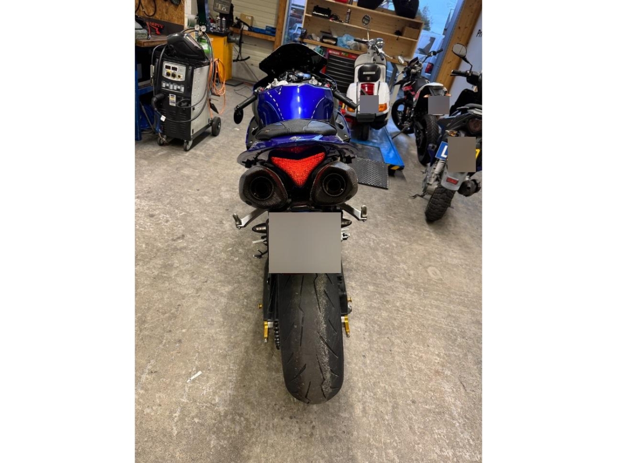 T1