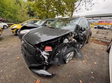 TOYOTA Yaris 1.5 Active e-CVT, 93 PS