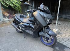Yamaha X-Max  300 ABS  0.3, 27 PS