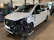 MERCEDES-BENZ EQV 300 ID 451704