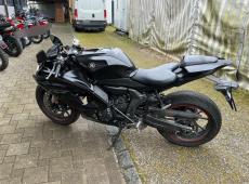 YAMAHA YZF-R7 (35kW), 48 PS