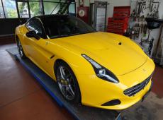 FERRARI California 3.9 V8 T, 560 PS