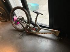 Santa Cruz V10 (1 km)