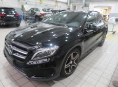 Mercedes-Benz GLA SUV ID 455310