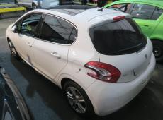 PEUGEOT 208 1.6 VTI Allure, 120 PS