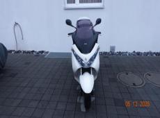830 Suzuki 080 Burgman UH 200 (7340 km)