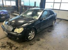 MERCEDES-BENZ C 180 Kompressor Classic, 143 PS