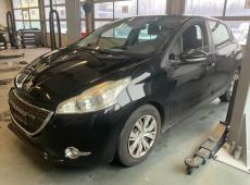 Peugeot 208 (197016 km)