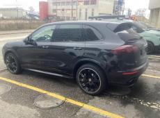 PORSCHE Cayenne Turbo S, 570 PS