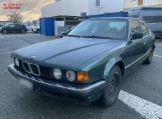 BMW 735i (E32), 211 PS