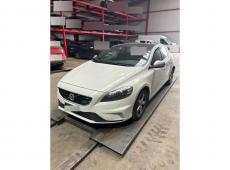VOLVO V40 D2 Kinetic R-Design, 115 PS