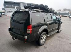 NISSAN Pathfinder 3.0 dCi LE, 231 PS