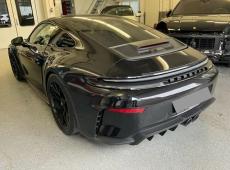 Porsche 911 Coupé (1084 km)