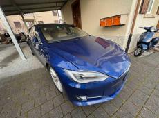 TESLA Model S 90 D, 525 PS