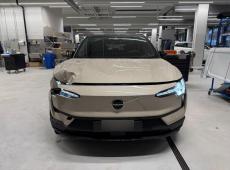 VOLVO EX30 E60 69kWh Twin Ultra, 428 PS