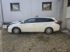 Toyota Auris ID 461377