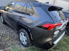 Toyota RAV4 (6532 km)