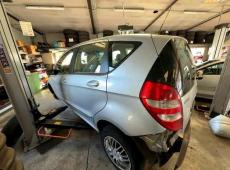 MERCEDES-BENZ A 170 Elégance, 115 PS