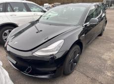 Tesla Model 3 (154408 km)