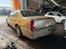 Cadillac DTS Sedan ID 463293