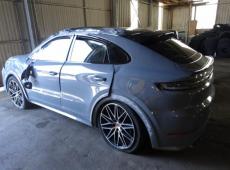 Porsche Cayenne Coupé (27190 km)