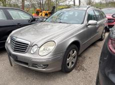 Mercedes-Benz E200 (445676 km)
