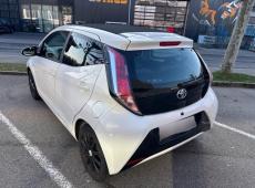 TOYOTA Aygo 1.0 VVT-i x-play, 69 PS
