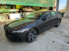 Volvo S60 Ultimate Dark 2.0, 250 PS