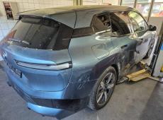 BMW iX – I20 BEV  iX xDrive50, 523 PS