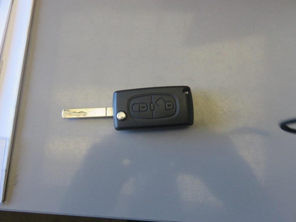 T9