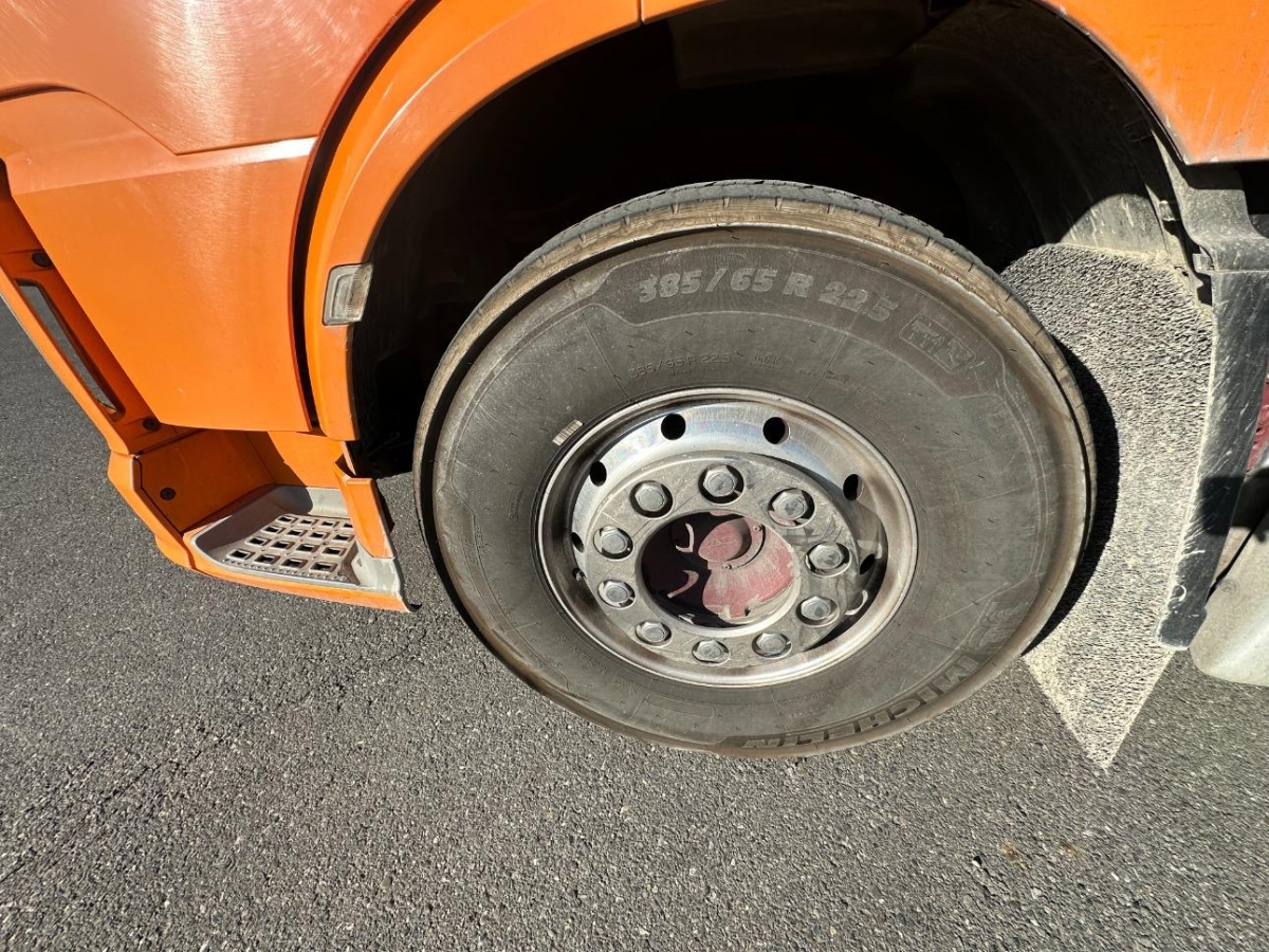 T19