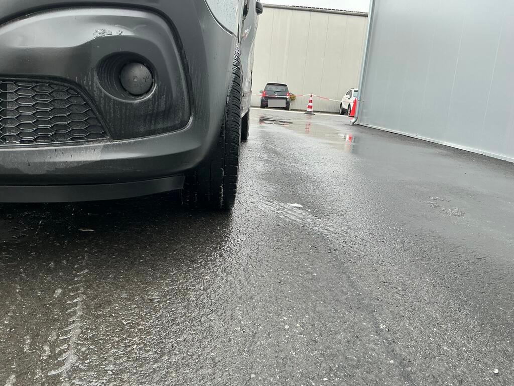 T18
