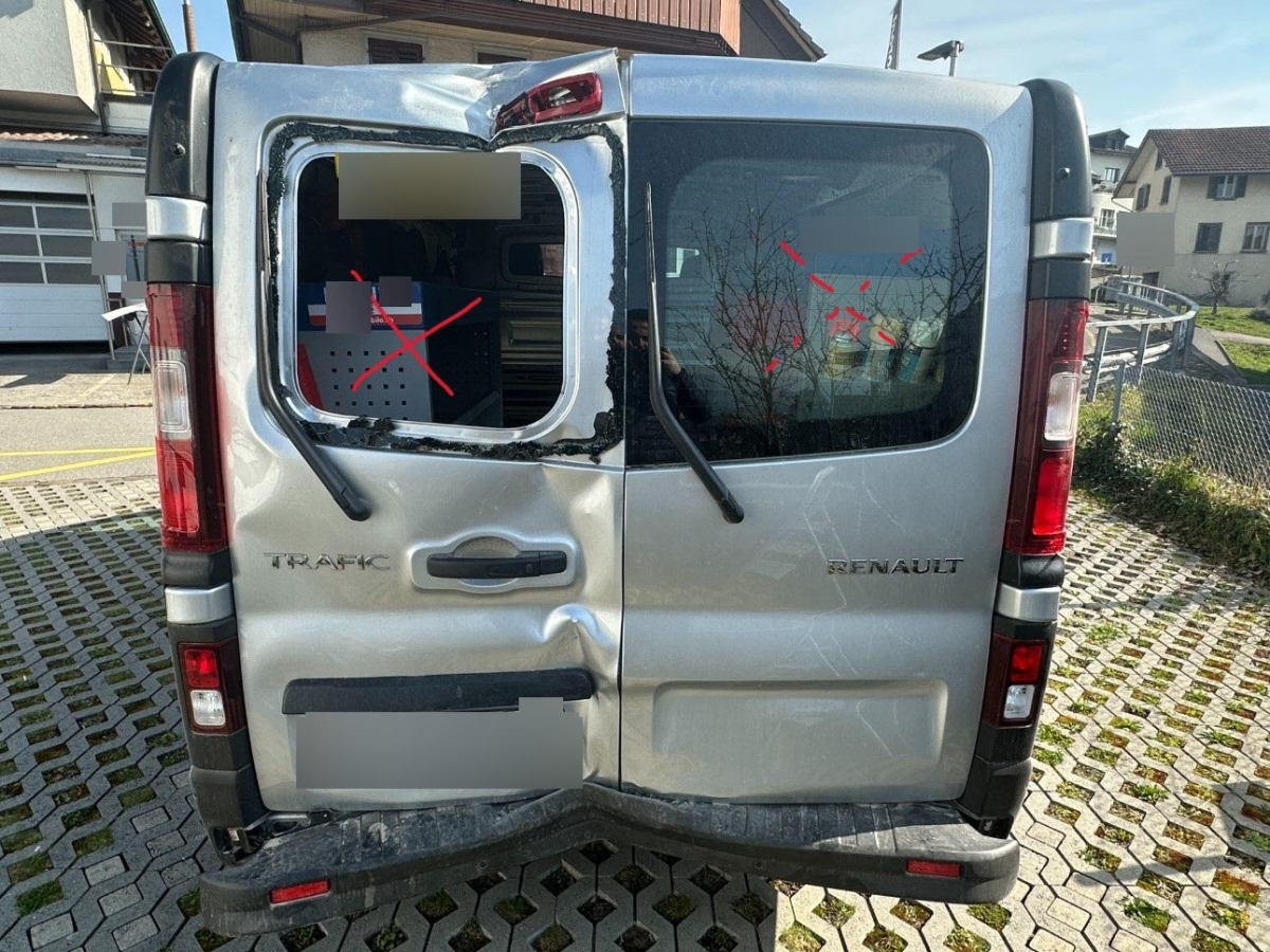 T12