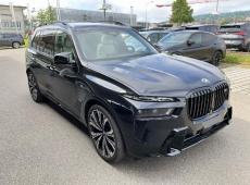BMW X7 (2008 km)