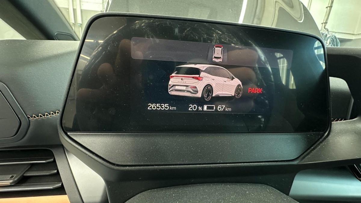 T9