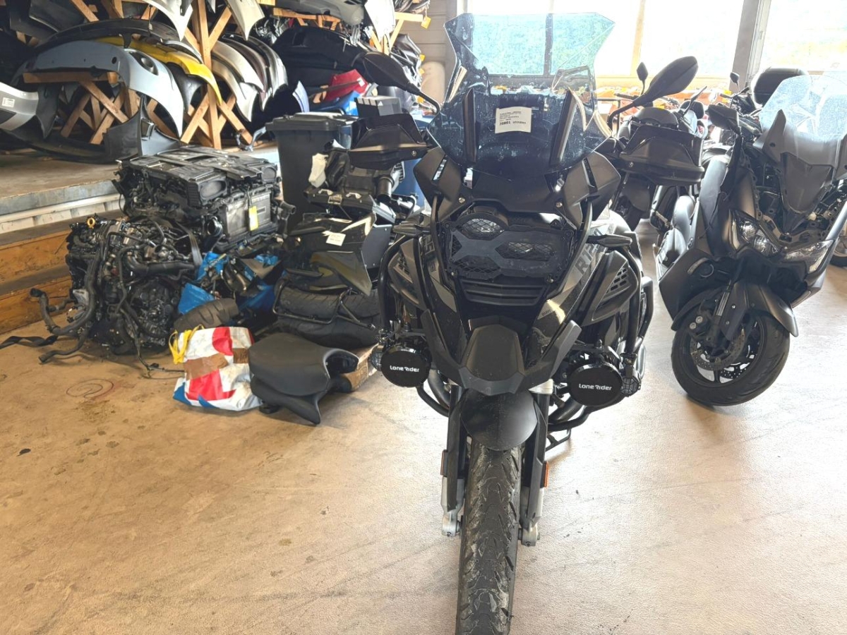 T3