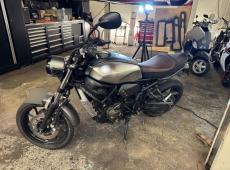 Yamaha XSR 900 60th Anniversary, 48 PS