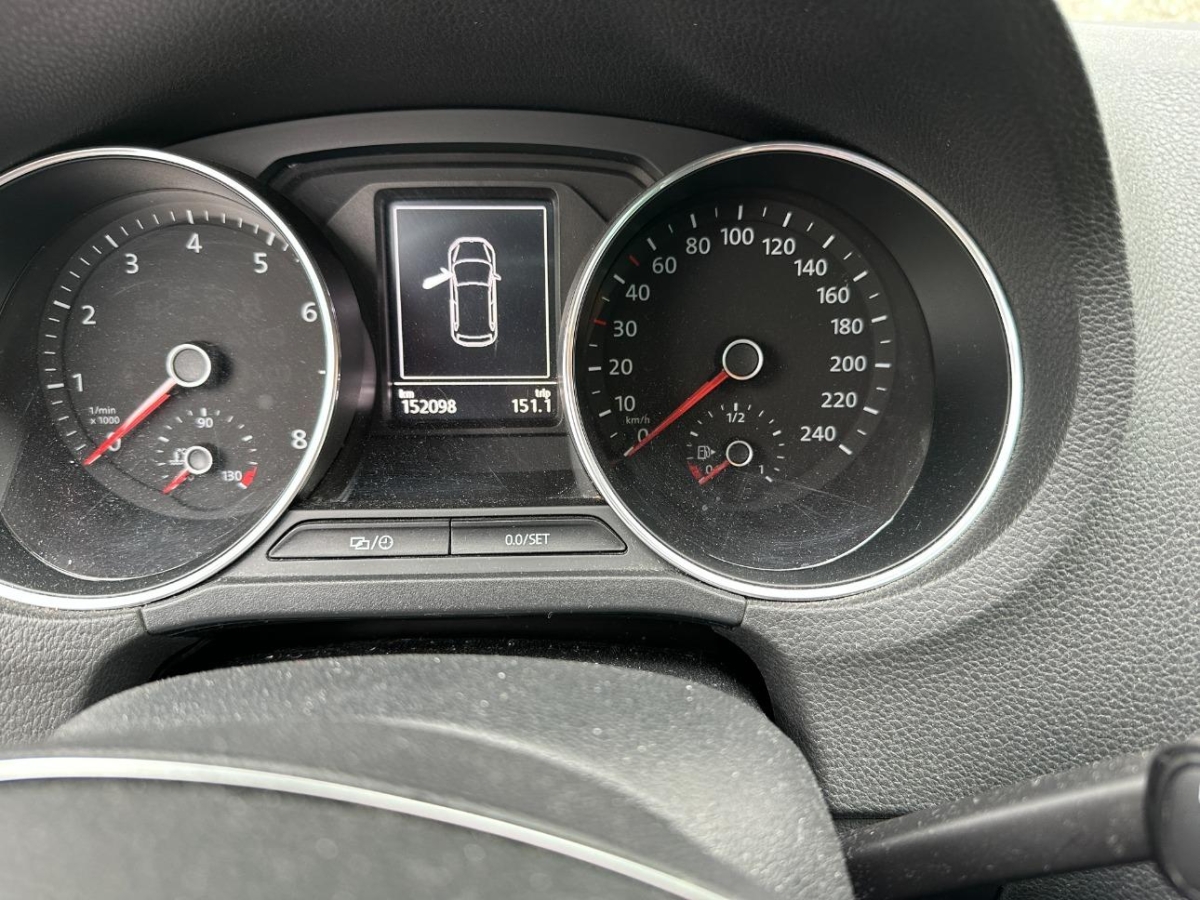 T9